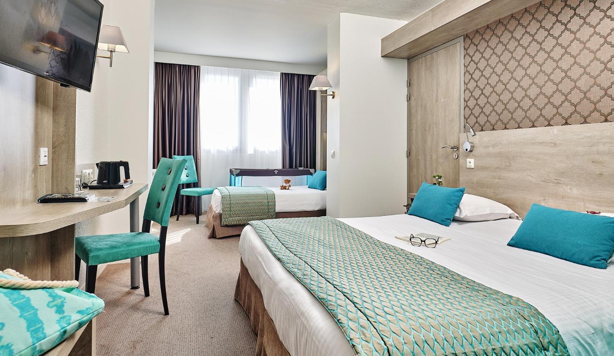 Logis Hotel Restaurant Aloe Ле-Эрбье Экстерьер фото